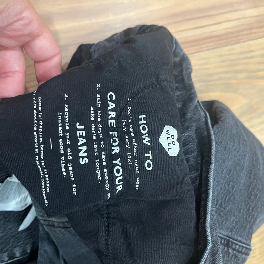 Women's Madewell Mid-Rise Perfect Vintage Straight Jeans Black‎ Size 27 0008 B1
